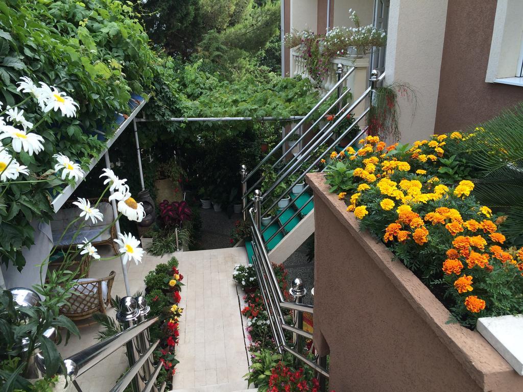 Apartments Knezevic Ulcinj Kültér fotó